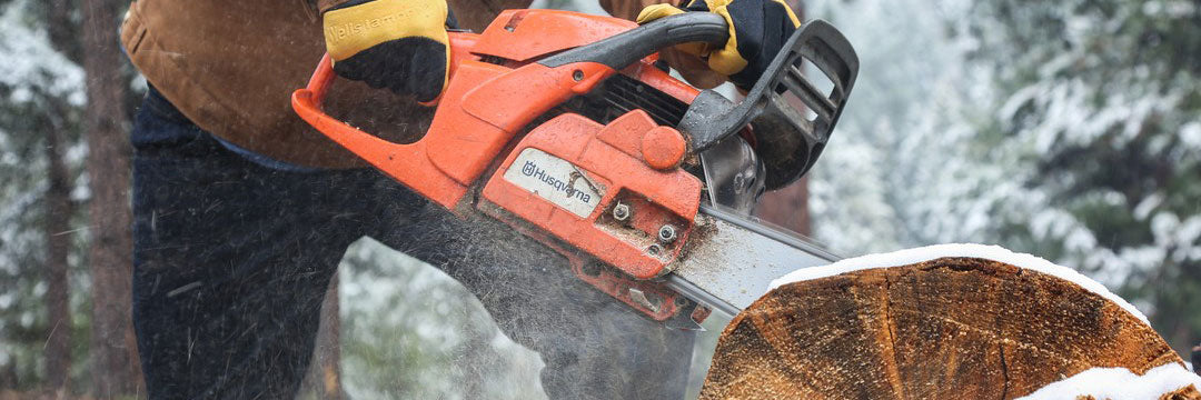 Climbing High: Specialized Workwear for Roofers and Arborists