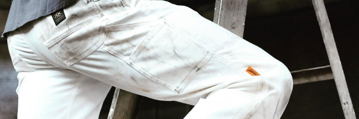 Comparing Styles: Finding Fashionable Work Pants with Built-In Knee Pads