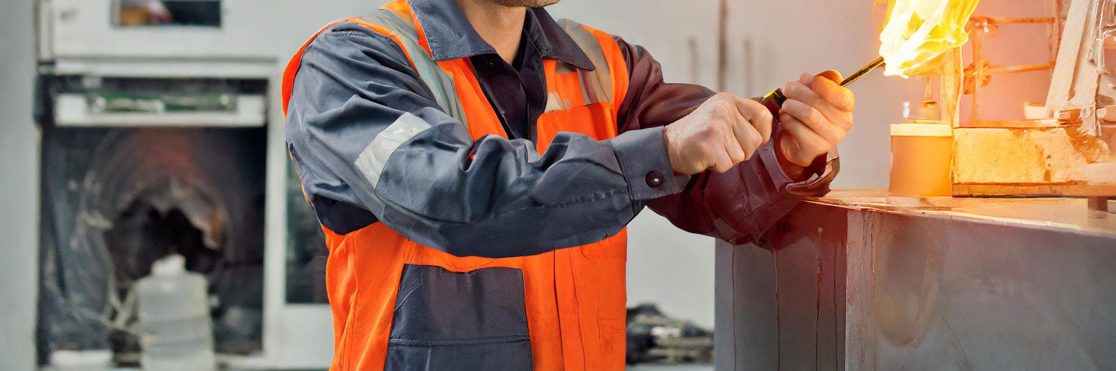 Understanding the Importance of Flame-Resistant Workwear